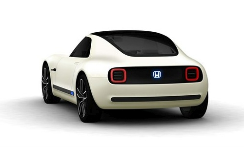 „Honda“ pristatė sportišką elektromobilį ir pasidalino ateities planais