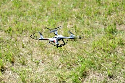 VGTU imasi dronų saugumo: kurs sistemą, užkertančią neteisėtus ir kenkėjiškus bepiločių orlaiviųveiksmus