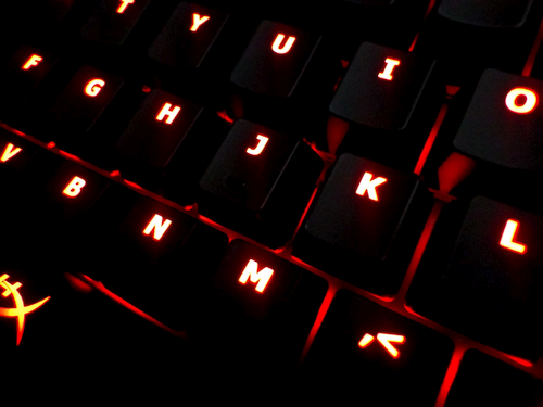 Kompaktiška „LAN Party“ klaviatūra: HyperX Alloy FPS apžvalga