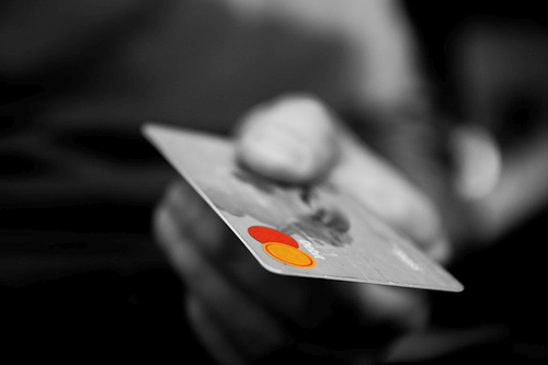 3 mitai apie bekontakčių mokėjimo kortelių saugumo spragas