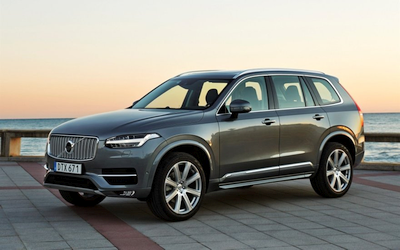„Volvo“ dalina savavaldžius automobilius švedų šeimoms „Volvo“ dalina savavaldžius automobilius švedų šeimoms