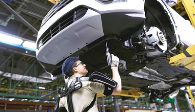 „Ford“ automobilius surinkinės „geležiniai žmonės“ „Ford“ automobilius surinkinės „geležiniai žmonės“