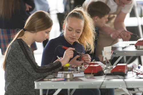 „Lietuvos mokyklų apdovanojimai 2018“ – ieškomi metų geriausieji