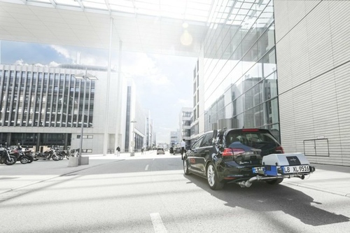 Senas geras motoras ir kaip inžinieriai ieško alternatyvų elektromobiliams Senas geras motoras ir kaip inžinieriai ieško alternatyvų elektromobiliams