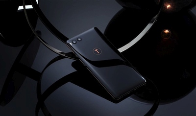 Pirmasis telefonas su 1 TB vidinės atminties – „Smartisan R1“ Pirmasis telefonas su 1 TB vidinės atminties – „Smartisan R1“