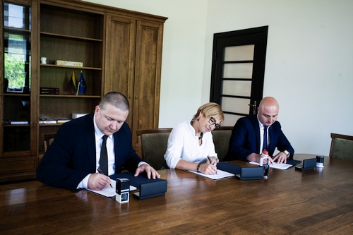 Kaune kuriamas aviacijos specialistų rengimo klasteris Kaune kuriamas aviacijos specialistų rengimo klasteris