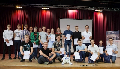 Moksleivių kompiuterinį raštingumą stiprinanti KTU Jaunųjų kompiuterininkų mokykla išleido jau 23-ią laidą Moksleivių kompiuterinį raštingumą stiprinanti KTU Jaunųjų kompiuterininkų mokykla išleido jau 23-ią laidą
