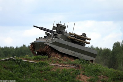 Rusų bepilotė kovos mašina „Uran-9“ Sirijoje pasirodė itin prastai