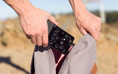 „Light“ – išmanusis telefonas su 9 kameromis „Light“ – išmanusis telefonas su 9 kameromis
