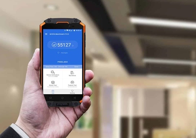 „Poptel“ pristatė pirmąjį savo įrenginį – itin atsparų „P9000 Max“