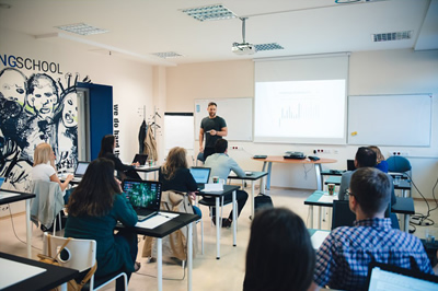 Programavimo mokykla „Vilnius Coding School“ ruoš dar daugiau IT specialistų