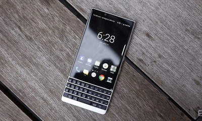 „BlackBerry Key2 LE“ – kuklesnė „Key2“ modelio versija „BlackBerry Key2 LE“ – kuklesnė „Key2“ modelio versija