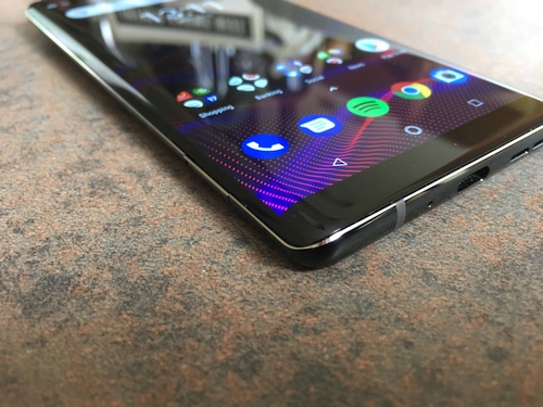 „Nokia 8 Sirocco“ apžvalga