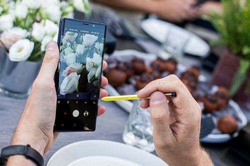 „Samsung“ pristatė naują flagmaną „Galaxy Note9“: telefoną trokštantiems to, kas geriausia