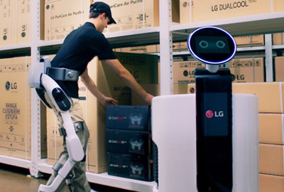 Modernus dėvimas LG robotas „CLOi SuitBot“ – žingsnis į naują robotikos erą Modernus dėvimas LG robotas „CLOi SuitBot“ – žingsnis į naują robotikos erą