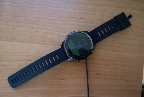 Išmaniojo laikrodžio „Amazfit Stratos“ apžvalga