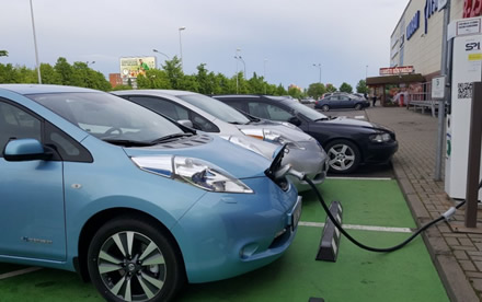 Lietuvos savivaldybėms – ES investicijos elektromobilių įkrovimo prieigoms įrengti Lietuvos savivaldybėms – ES investicijos elektromobilių įkrovimo prieigoms įrengti