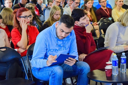 „Hack4Vilnius“ hakatone pristatyti išmanūs sprendimai Vilniaus miestui „Hack4Vilnius“ hakatone pristatyti išmanūs sprendimai Vilniaus miestui