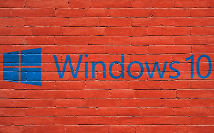 Naudojate legalius „Windows 10 Pro“? Nenustebkite, jei „Microsoft“ atšauks licenciją