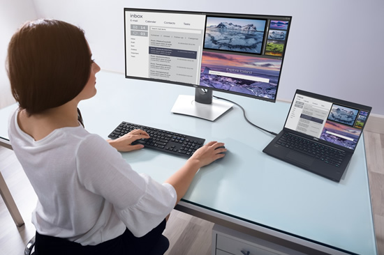 „Dell“ pristato naujus „UltraSharp“ monitorių šeimos narius