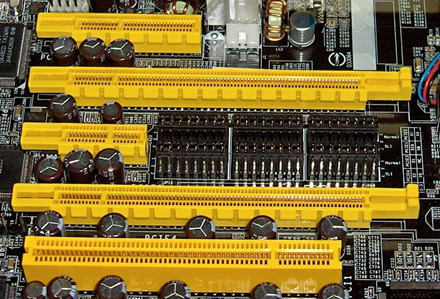 Esamos AM4 pagrindinės plokštės galės palaikyti PCIe 4.0 Esamos AM4 pagrindinės plokštės galės palaikyti PCIe 4.0