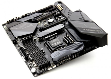 „Asus“ Z390 pagrindinės plokštės galės palaikyti 128 GB operatyviosios atminties