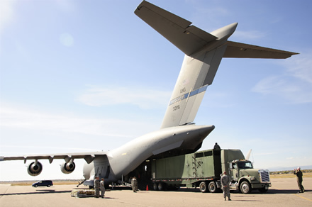 Naujas reaktorius turėtų tilpti „C-17 Globemaster III“ krovinių skyriuje / ©United States Air Force | commons.wikimedia.org