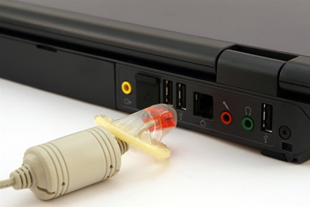 Rusija bandys visiškai atsijungti nuo interneto Rusija bandys visiškai atsijungti nuo interneto