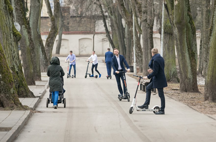 Vilniuje startuos elektrinių paspirtukų dalijimosi paslauga Vilniuje startuos elektrinių paspirtukų dalijimosi paslauga