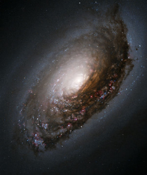 Nasa.com nuotr. / Juodosios Akies galaktika per kosminį „Hubble“ teleskopą