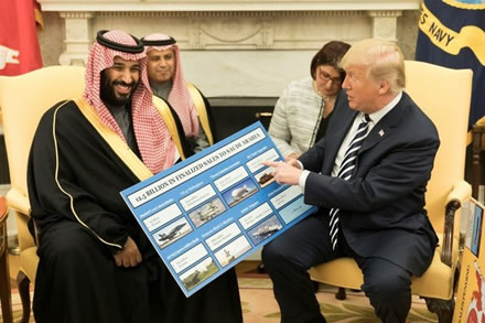 Saudo Arabijos sosto įpėdinis princas Mohammed’as bin Salman’as drauge su JAV prezidentu Donald’u Trump’u ©JAV Baltieji rūmai | www.whitehouse.gov