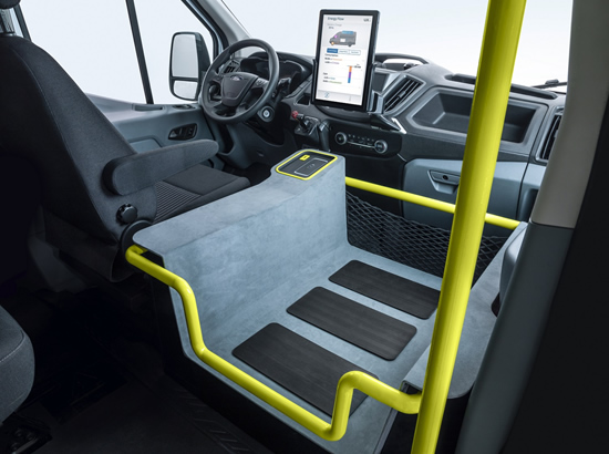 „Ford“ inovacijų bacila užkrėtė ir komercinius automobilius „Ford“ inovacijų bacila užkrėtė ir komercinius automobilius