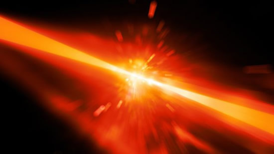10 petavatų lazeris gali išgarinti materiją 10 petavatų lazeris gali išgarinti materiją