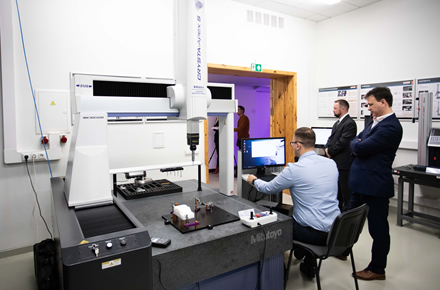 Kaune atidaryta viena moderniausių geometrinių matavimų laboratorijų Lietuvoje Kaune atidaryta viena moderniausių geometrinių matavimų laboratorijų Lietuvoje