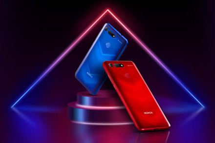 Pranešama, kad „Huawei“ išleis savo „Android“ alternatyvą jau kitą mėnesį Pranešama, kad „Huawei“ išleis savo „Android“ alternatyvą jau kitą mėnesį