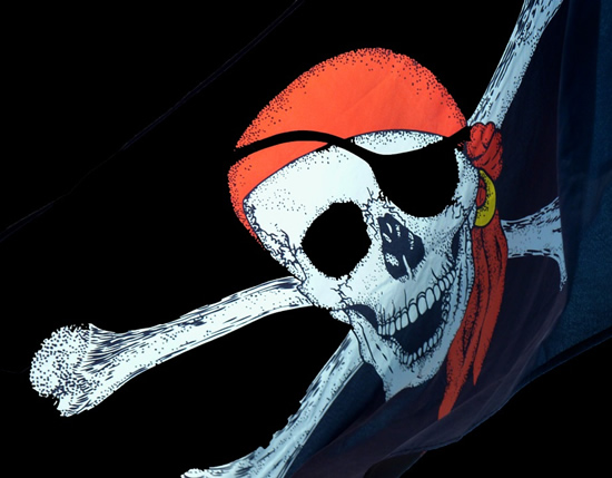 Valstybė ėmėsi „eterio piratų“, perspėja apie galimas baudas ir jų klientams Valstybė ėmėsi „eterio piratų“, perspėja apie galimas baudas ir jų klientams