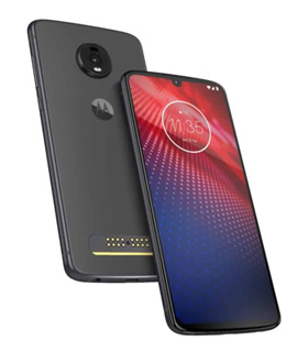 „Motorola“ pristatė naują modulinį telefoną „Moto Z4“