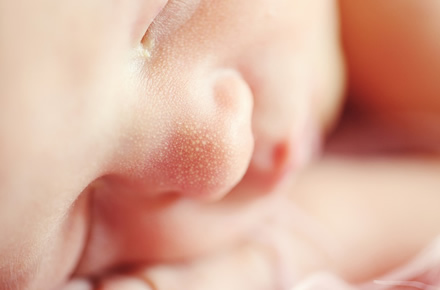 Mokslininkai imasi dar neregėto dalyko: augins kūdikius dirbtinėse gimdose