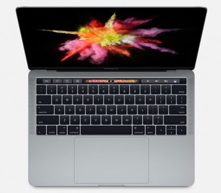 „Apple“ pripažino, kad „MacBook Pro“ kelia grėsmę