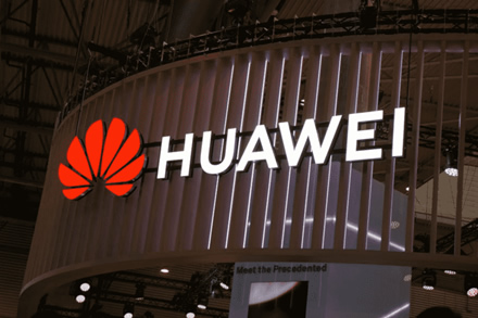 „Huawei“ ketina Italijoje investuoti 3,1 mlrd. JAV dolerių