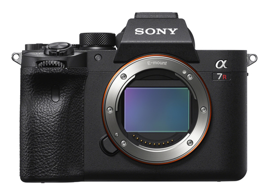 Naujasis „Sony“ sisteminis fotoaparatas „Alpha 7R IV“ pasiūlė įspūdingą raišką