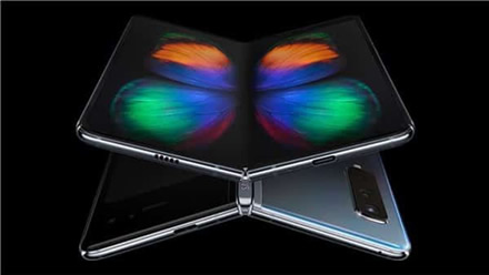 Oficialiai paskelbta nauja „Samsung Galaxy Fold“ išleidimo data, laukti liko visai nebedaug