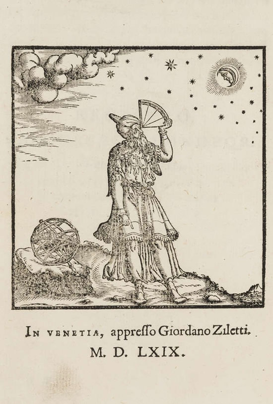 Astronomas sekstantu matuoja geografinę platumą. Graviūra iš 1570 metais išleistos knygos. © „Forum Auctions“