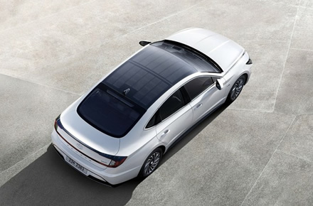 „Sonata Hybrid“ © „Hyundai Motor Group“ „Sonata Hybrid“ © „Hyundai Motor Group“