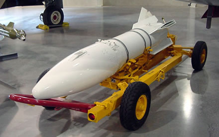„Wikipedia“ nuotr. / Branduolinė raketa AIR-2 „Genie“ „Wikipedia“ nuotr. / Branduolinė raketa AIR-2 „Genie“
