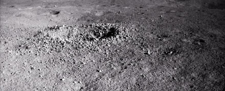 Kinijos kosmoso agentūros nuotr. / Mėnulio krateris
