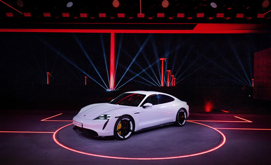 Pasauliui pristatytas naujos eros pradininkas – „Porsche Taycan“