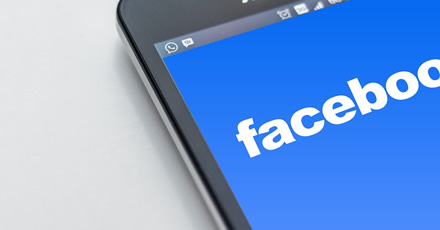 „Facebook“ suduotas teisinis smūgis dėl neapykantą kurstančio turinio „Facebook“ suduotas teisinis smūgis dėl neapykantą kurstančio turinio