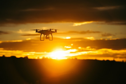 Naujas sprendimas, kuris padės apsaugoti jūsų konfidencialumą nuo nepageidaujamų dronų Naujas sprendimas, kuris padės apsaugoti jūsų konfidencialumą nuo nepageidaujamų dronų