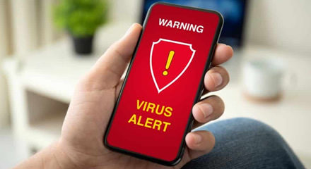 „Android“ telefonų turėtojai kenčia nuo viruso, kurio neįmanoma pašalinti „Android“ telefonų turėtojai kenčia nuo viruso, kurio neįmanoma pašalinti